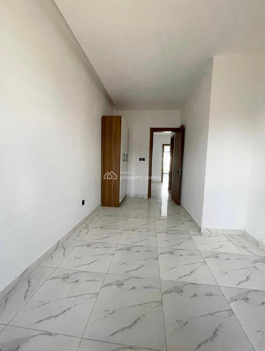 4 Bedroom Apartment, in a Very Beautiful Estate, Ikota, Lekki, Lagos, Semi-detached Duplex for Rent