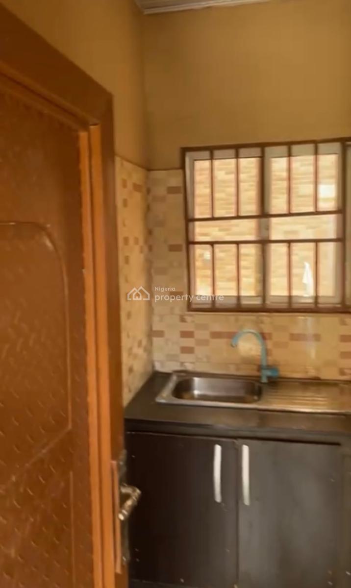 Standard 1 Bedroom Apartment with 2 Toilets, Along Sunnyvale Express Way, Tarred Road, Galadimawa, Abuja, Mini Flat (room and Parlour) for Rent