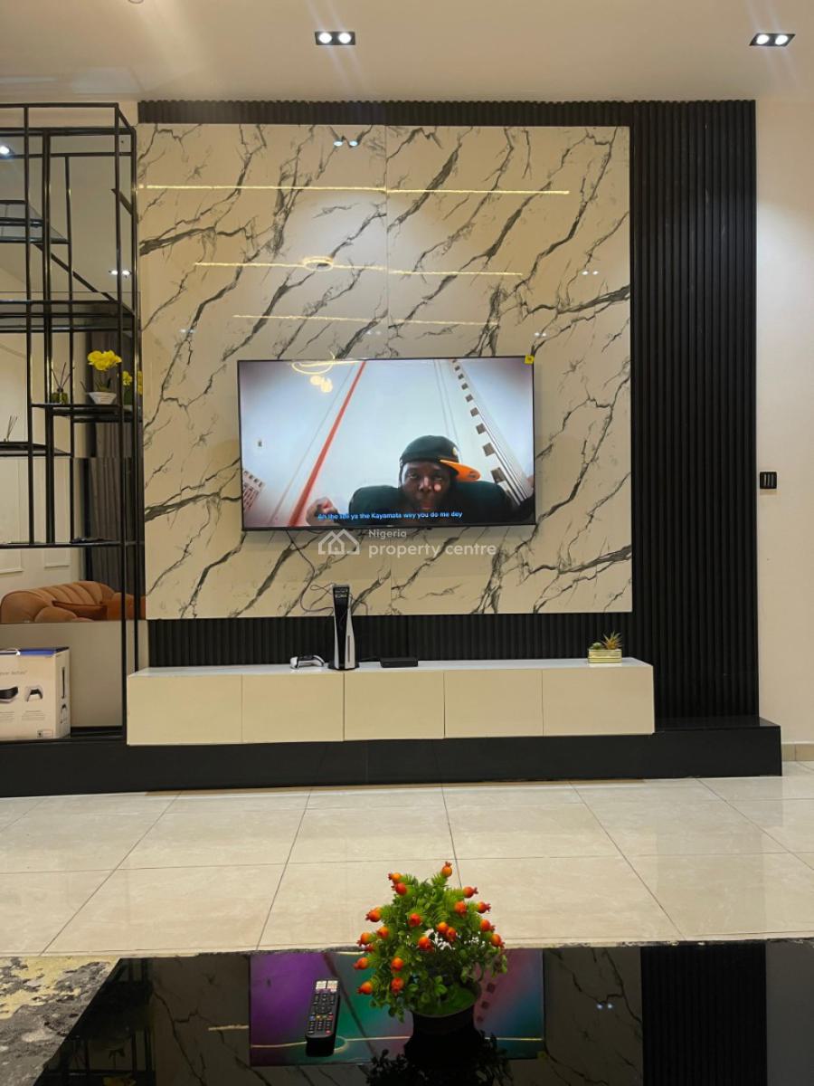 2bedroom Exqusite Apartment, Osapa, Lekki, Lagos, Flat / Apartment Short Let