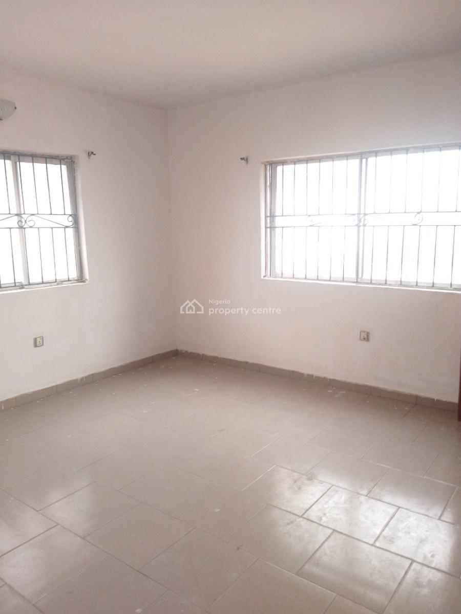 Very Spacious 3 Bed Flat 3t 3b Old Housealong The Tarred Road, Along The Road Thera Annex, Sangotedo, Ajah, Lagos, Flat / Apartment for Rent