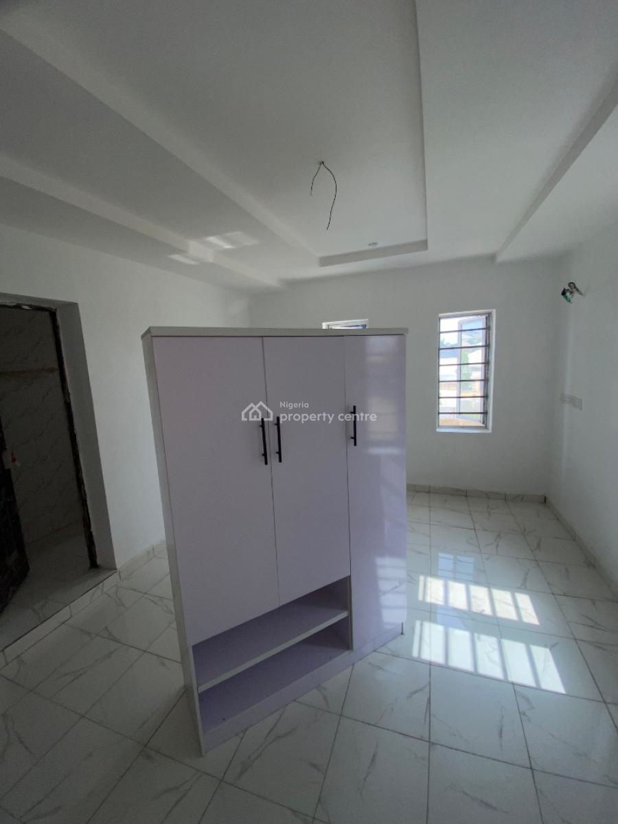 Luxury Two Bedroom Block of Flat, Dawaki District, Dawaki, Gwarinpa, Abuja, Flat / Apartment for Rent