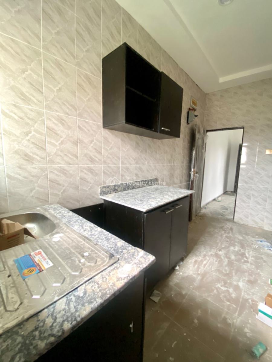 an Executive One Bedroom Flat, Peace Land Ogombo Off Abraham Adesanya Ajah, Lekki, Lagos, Mini Flat (room and Parlour) for Rent