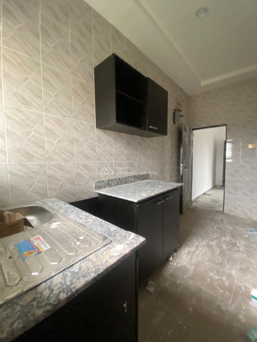 an Executive One Bedroom Flat, Peace Land Ogombo Off Abraham Adesanya Ajah, Lekki, Lagos, Mini Flat (room and Parlour) for Rent