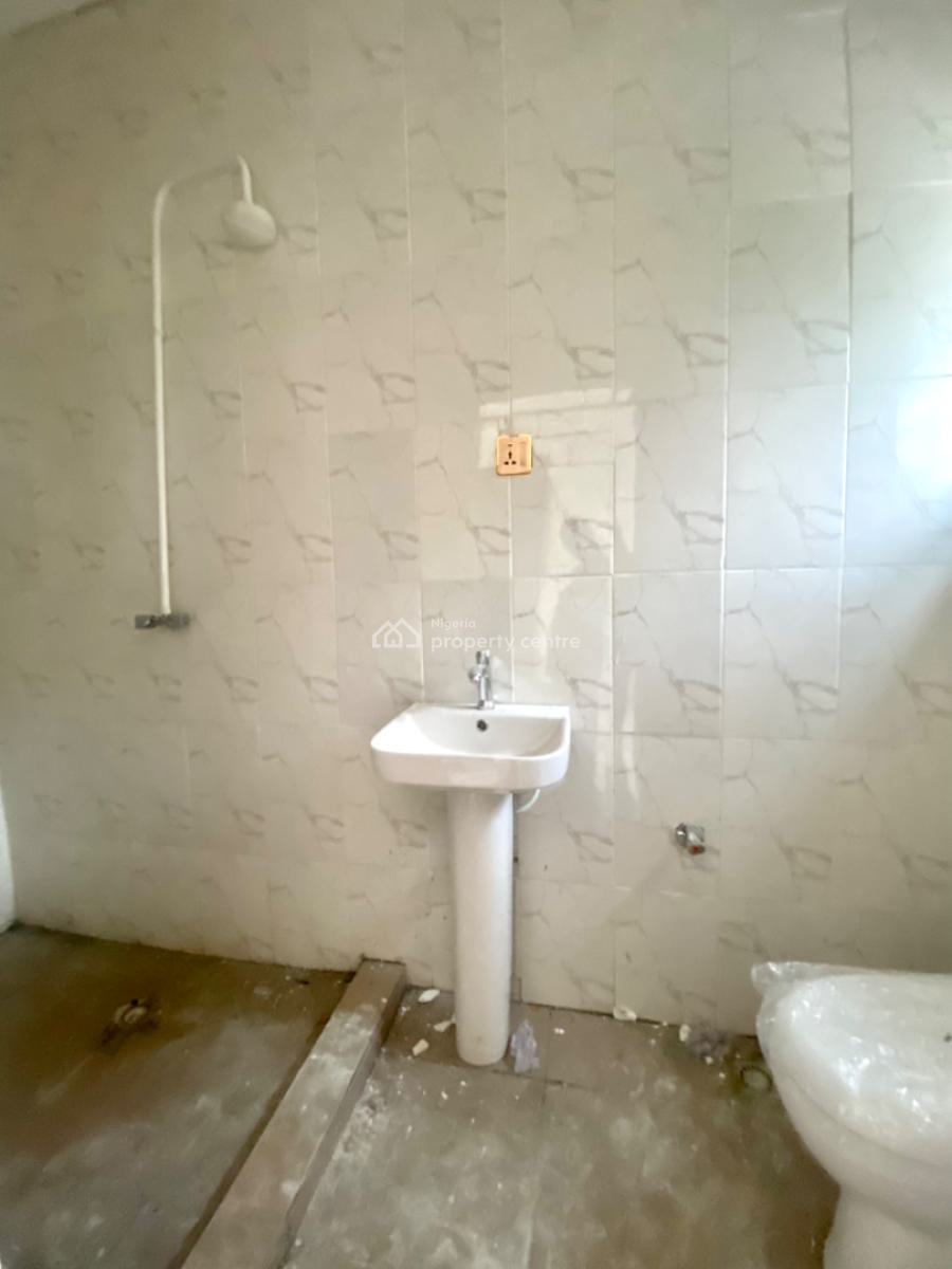 an Executive One Bedroom Flat, Peace Land Ogombo Off Abraham Adesanya Ajah, Lekki, Lagos, Mini Flat (room and Parlour) for Rent