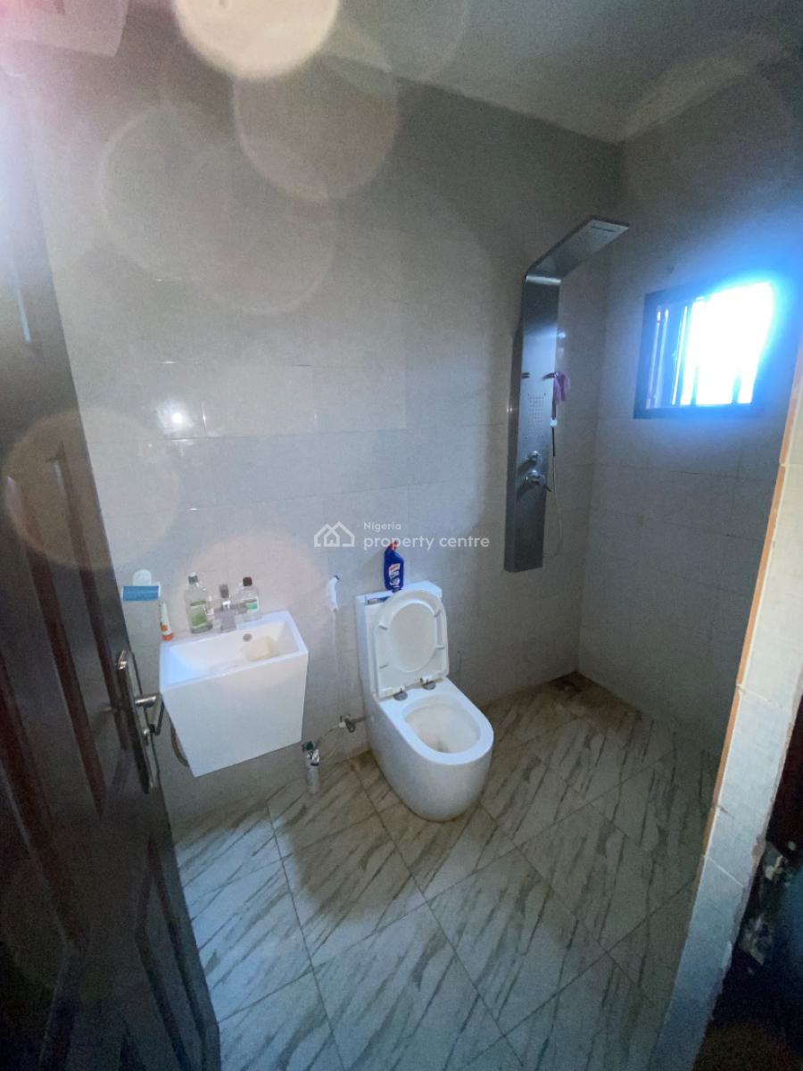 Semi Furnished Two Bedroom Flat, Dawaki District, Dawaki, Gwarinpa, Abuja, Flat / Apartment for Rent