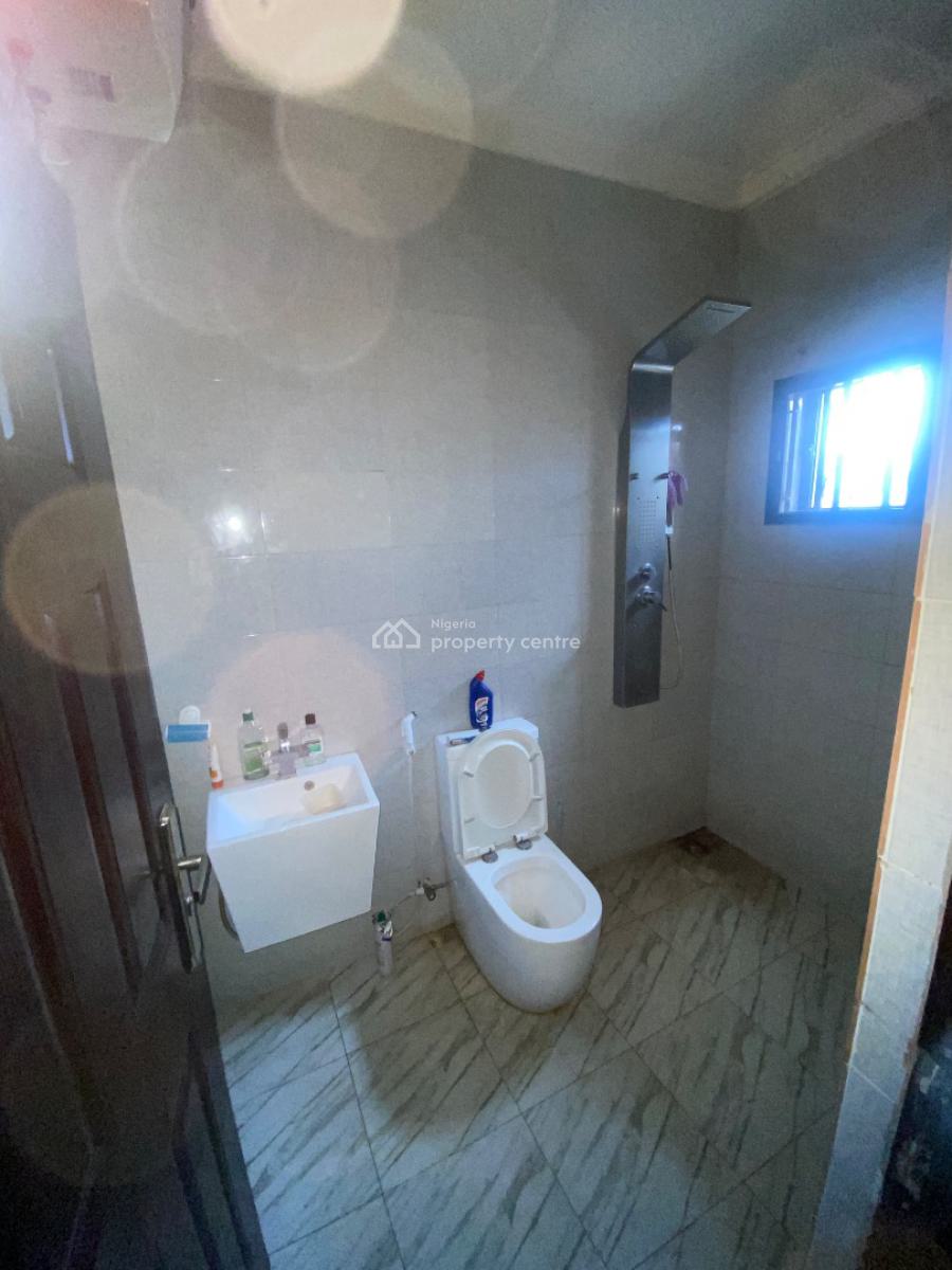 Semi Furnished Two Bedroom Flat, Dawaki District, Dawaki, Gwarinpa, Abuja, Flat / Apartment for Rent