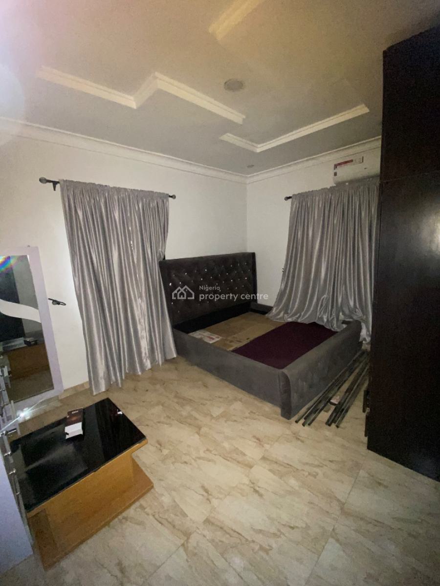 Semi Furnished Two Bedroom Flat, Dawaki District, Dawaki, Gwarinpa, Abuja, Flat / Apartment for Rent