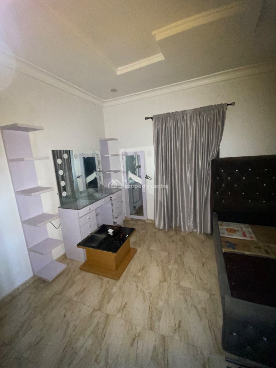 Semi Furnished Two Bedroom Flat, Dawaki District, Dawaki, Gwarinpa, Abuja, Flat / Apartment for Rent