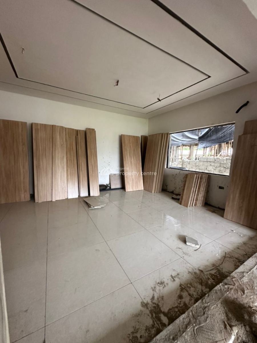 Spacious 2 Bedroom Apartment with Spacious Bq, Lekki Phase 1, Lekki, Lagos, Flat / Apartment for Sale