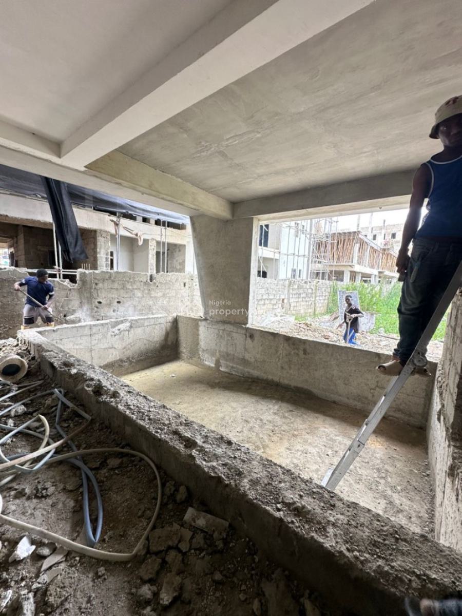 Spacious 2 Bedroom Apartment with Spacious Bq, Lekki Phase 1, Lekki, Lagos, Flat / Apartment for Sale