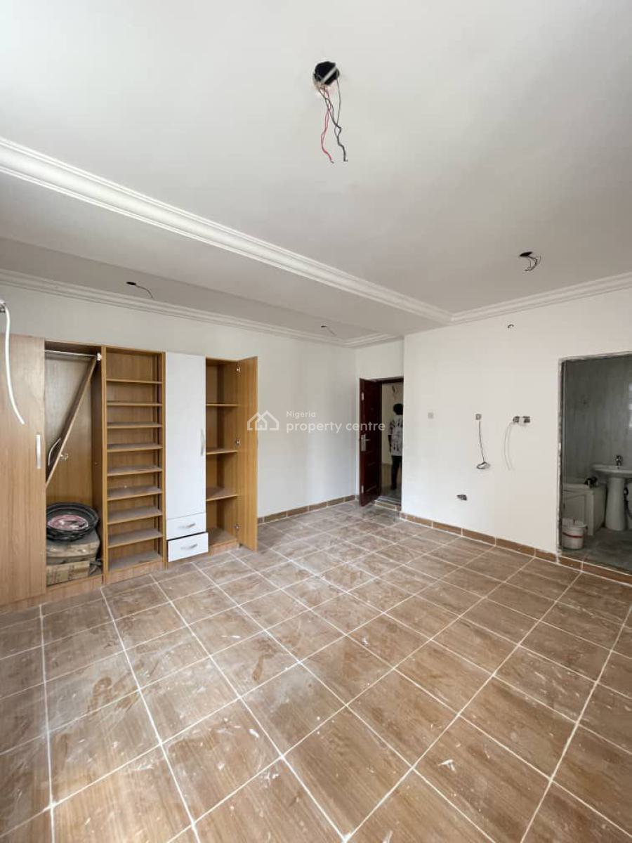 Nicely 3 Bedroom Apartment in a Nice and Serene Environment, Yaba, Lagos, Flat / Apartment for Sale