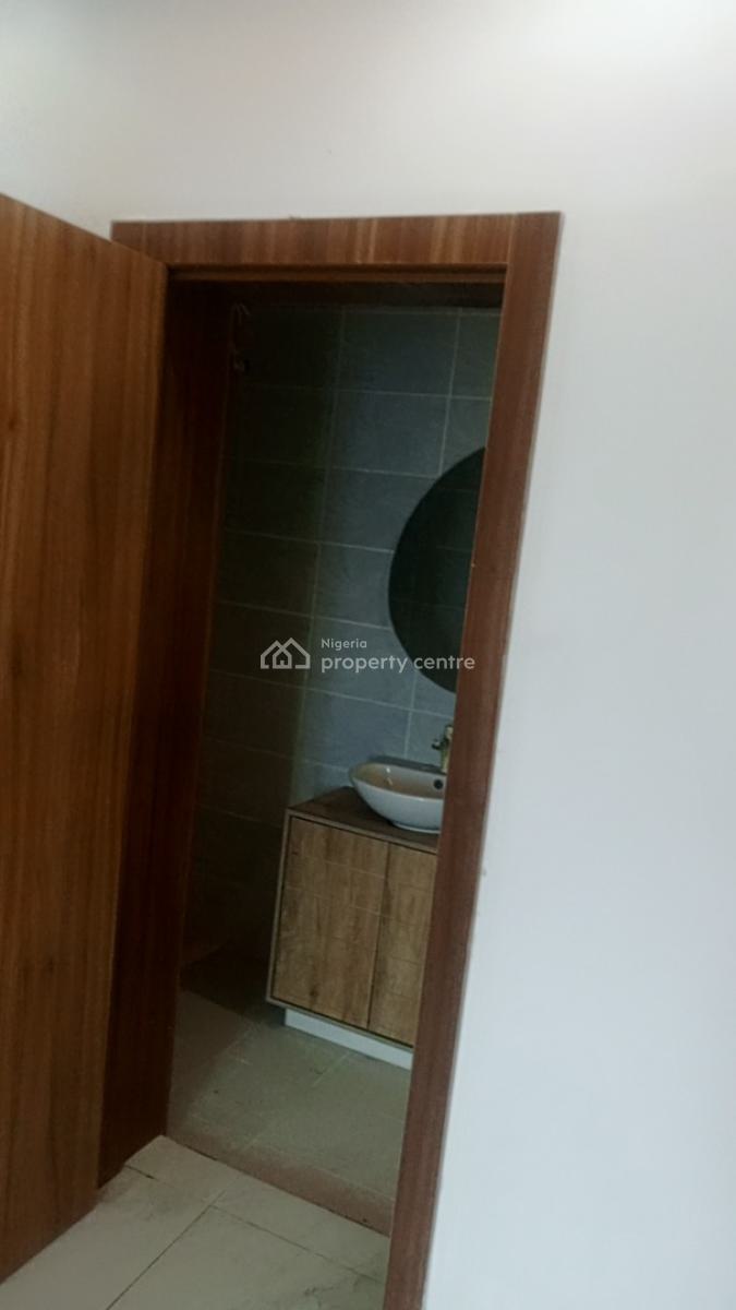 Ocean Front Furnished 2bedroom Flat with Ac at Atlantic View Estate,, Enahoro Crescent, Murphy Adetoro Road, Atlantic View Estate, Igbo Efon, Lekki, Lagos, Flat / Apartment for Rent
