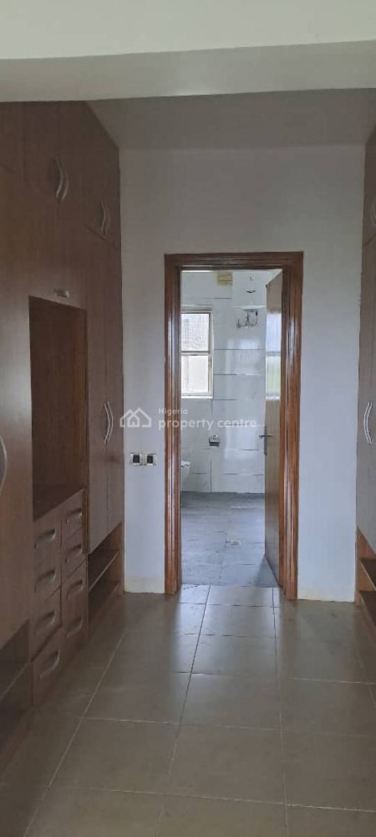 Tastefully Finished 4-bedrooms Pentfloor, Old Ikoyi, Ikoyi, Lagos, Flat / Apartment for Rent