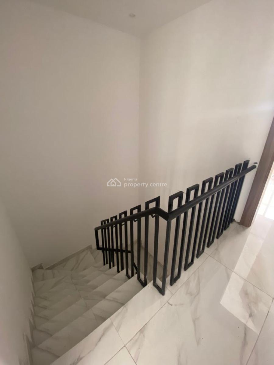 4 Bedroom Terrace, Lekki Phase 1, Lekki, Lagos, Terraced Duplex for Rent
