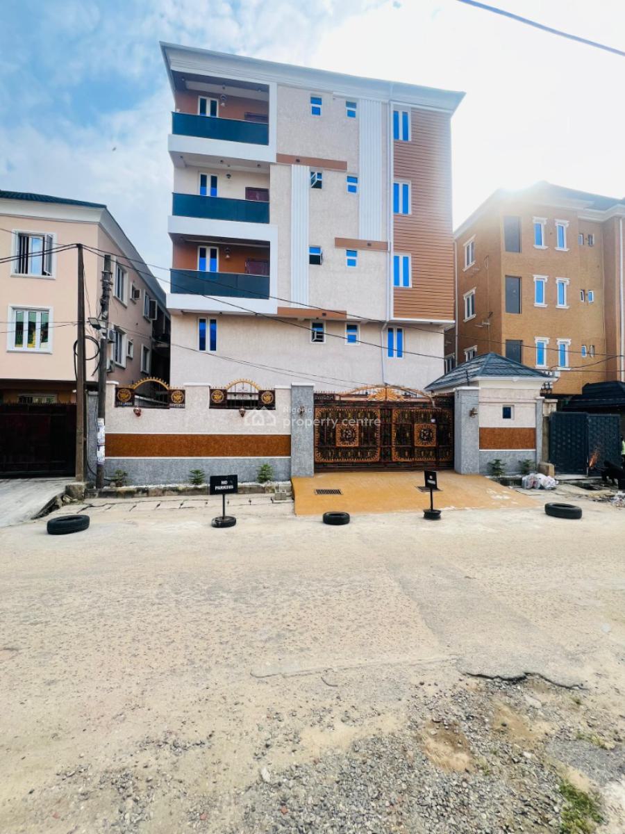 3 Bedroom Apartment, Yaba, Lagos, Flat / Apartment for Sale