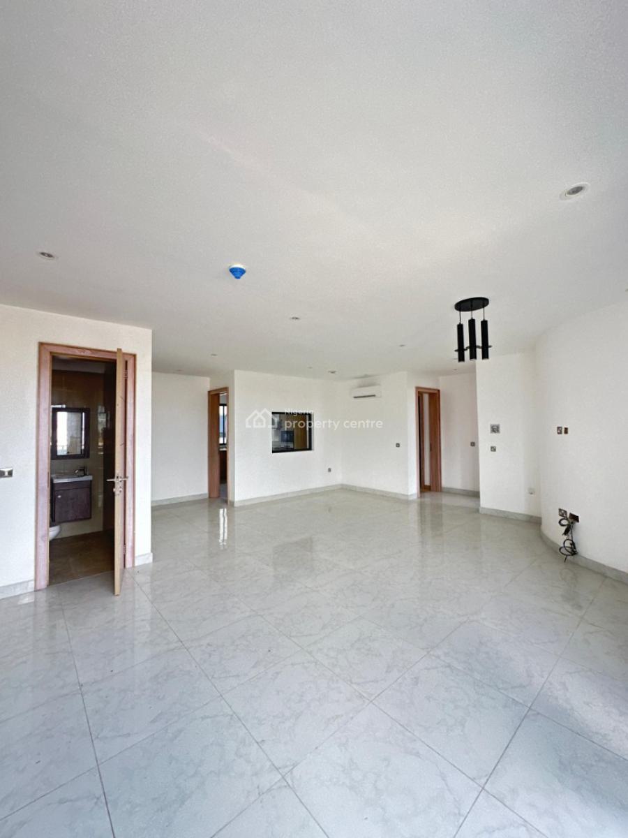 3 Bedroom Apartment, Yaba, Lagos, Flat / Apartment for Sale