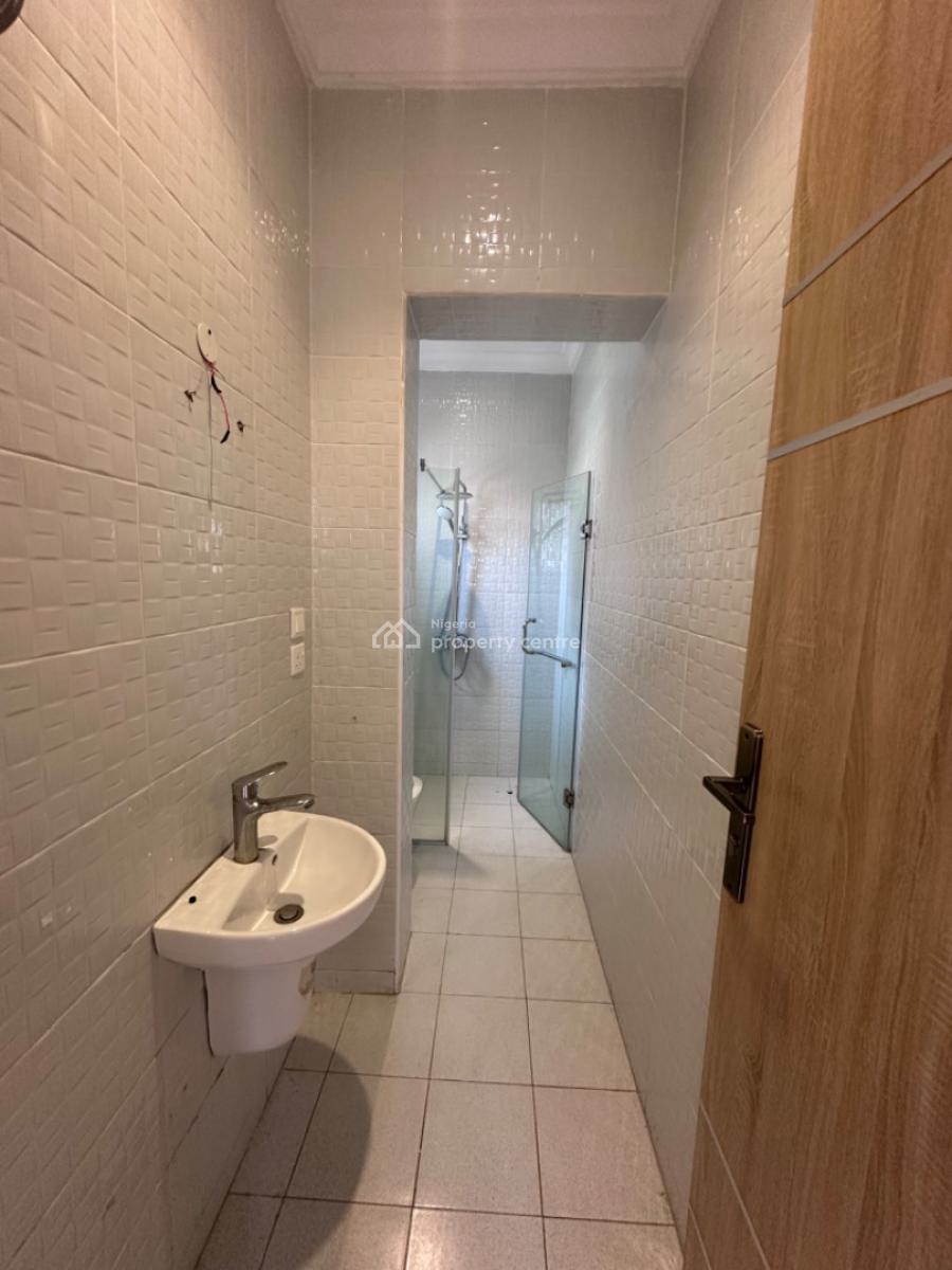 Nicely Built 2 Bedrooms Apartment, Ikate Elegushi, Lekki, Lagos, Flat / Apartment for Rent