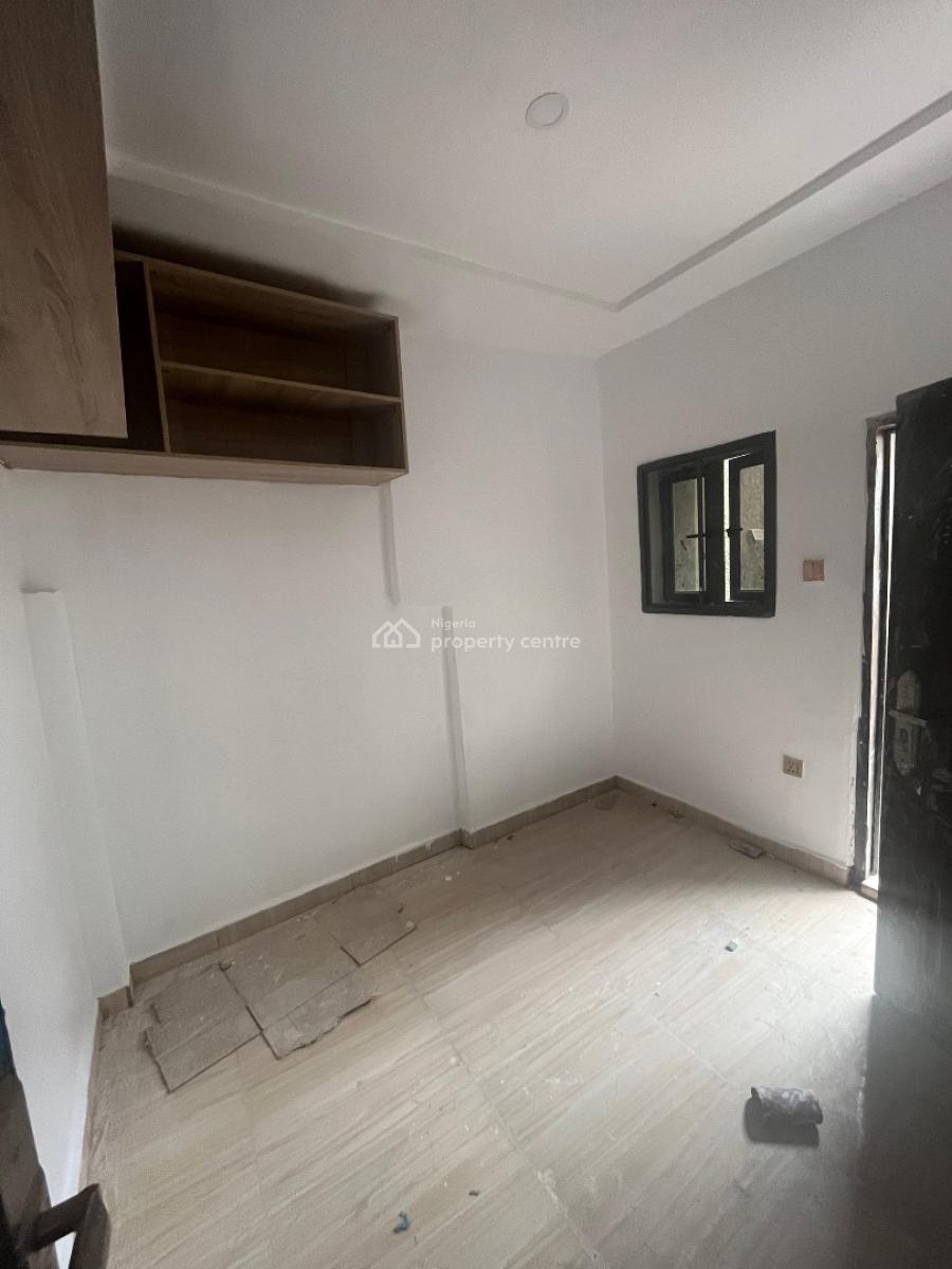 Sharp Self Contain Inside a Compound, Inside an Estate Along Sunnyvale Road, Galadimawa, Abuja, Self Contain (single Rooms) for Rent