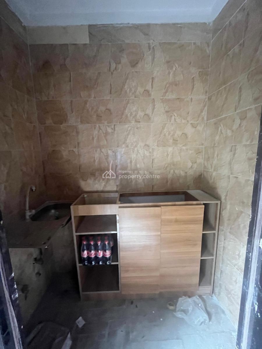 Sharp Self Contain Inside a Compound, Inside an Estate Along Sunnyvale Road, Galadimawa, Abuja, Self Contain (single Rooms) for Rent