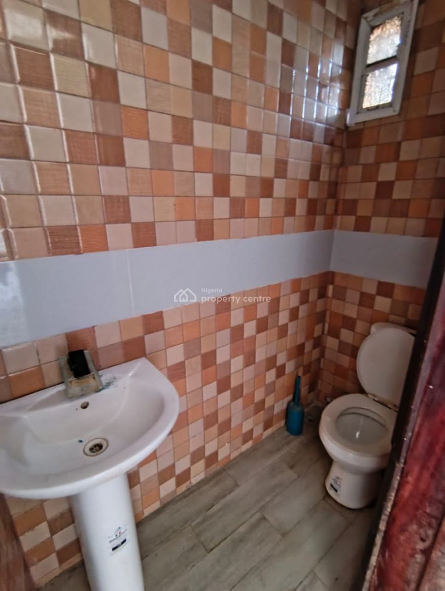 Spacious Mini Flat, Behind Dominos Pizza, Ologolo, Lekki, Lagos, Mini Flat (room and Parlour) for Rent