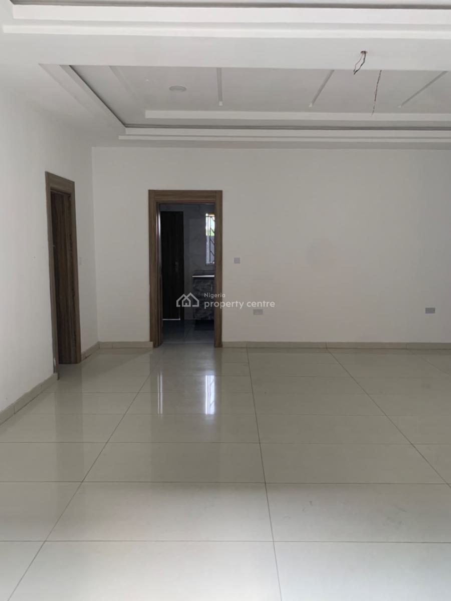 Beautiful Luxury Brand New 2 Bedroom Apartment, Mobil Road, Ilaje, Ajah, Lagos, Flat / Apartment for Sale