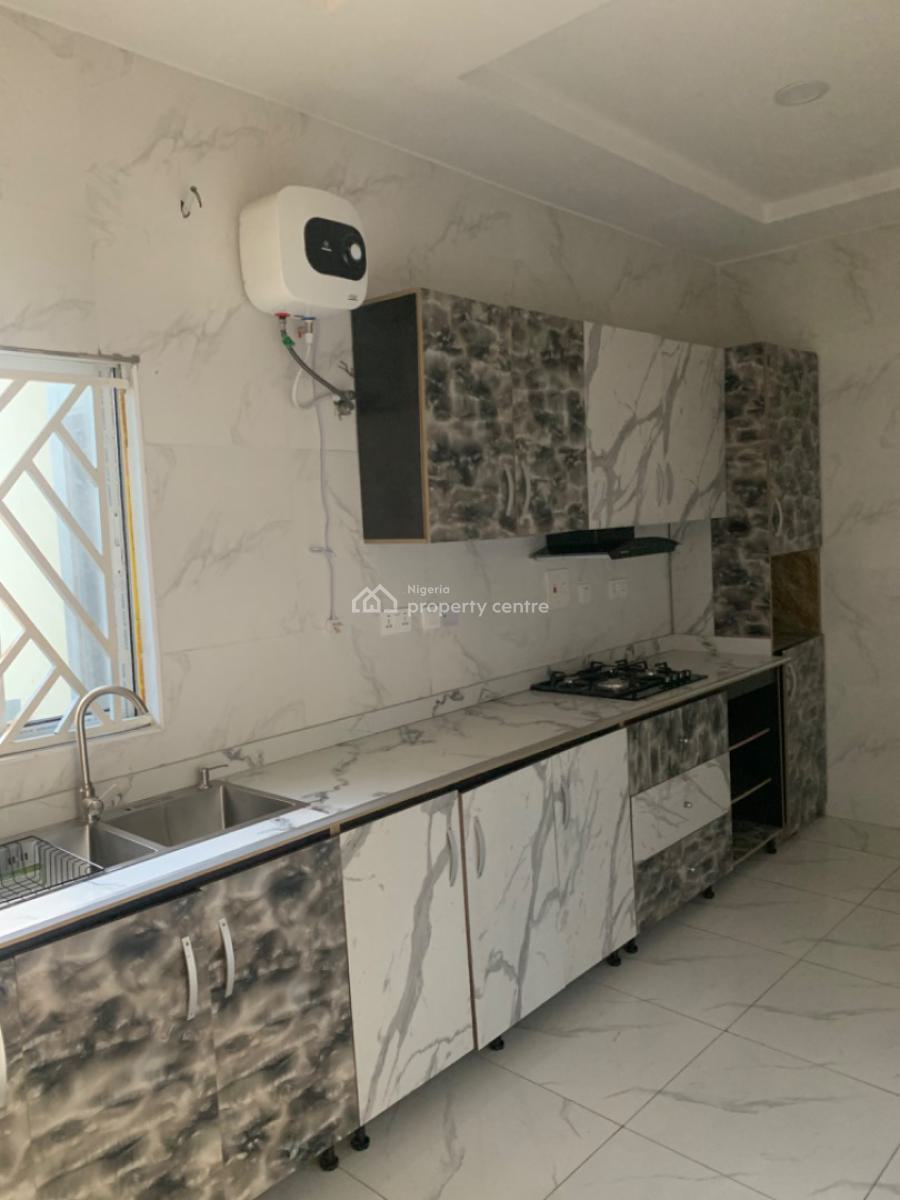 Beautiful Luxury Brand New 2 Bedroom Apartment, Mobil Road, Ilaje, Ajah, Lagos, Flat / Apartment for Sale