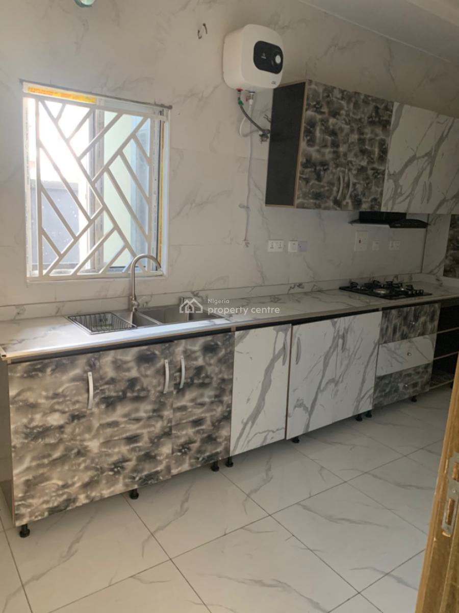 Beautiful Luxury Brand New 2 Bedroom Apartment, Mobil Road, Ilaje, Ajah, Lagos, Flat / Apartment for Sale