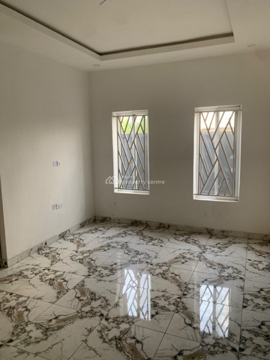 Beautiful Luxury Brand New 2 Bedroom Apartment, Mobil Road, Ilaje, Ajah, Lagos, Flat / Apartment for Sale