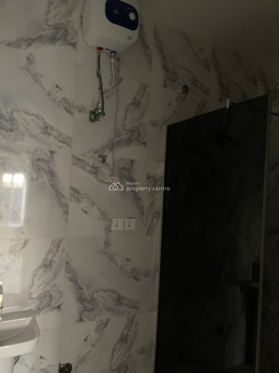 Beautiful Luxury Brand New 2 Bedroom Apartment, Mobil Road, Ilaje, Ajah, Lagos, Flat / Apartment for Sale