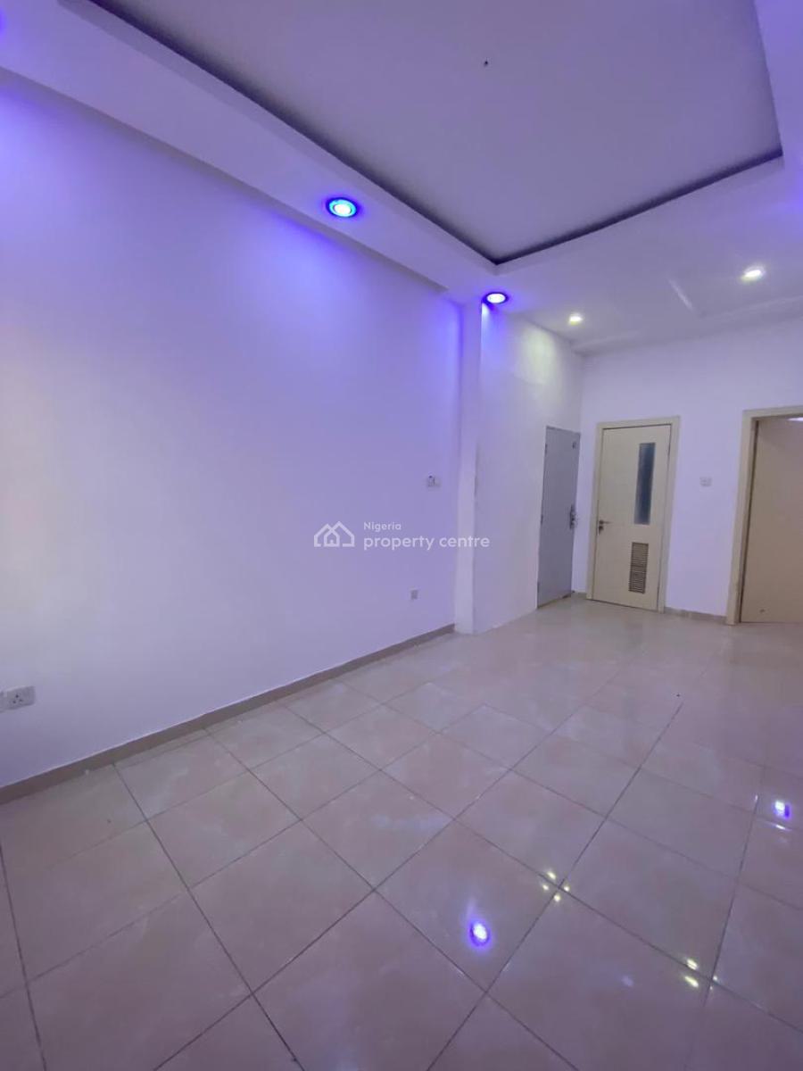 Lovely and Spacious 2bedroom Apartment in a Secured Location, Osapa, Lekki, Lagos, Osapa, Lekki, Lagos, Flat / Apartment for Rent