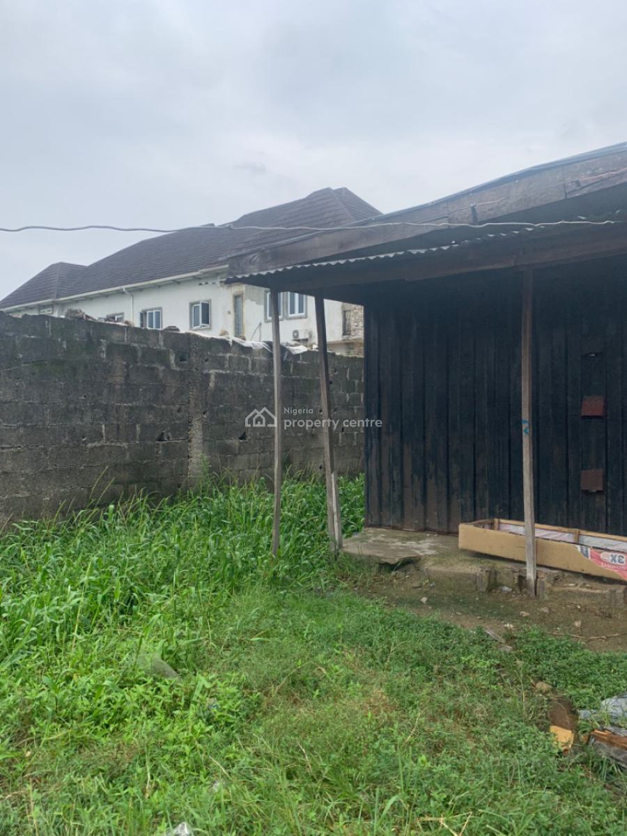 Full Plot of Dry and Gated Sweet Land on The Interlock Road, Off Mobil Road, Ilaje, Ajah, Lagos, Land for Sale