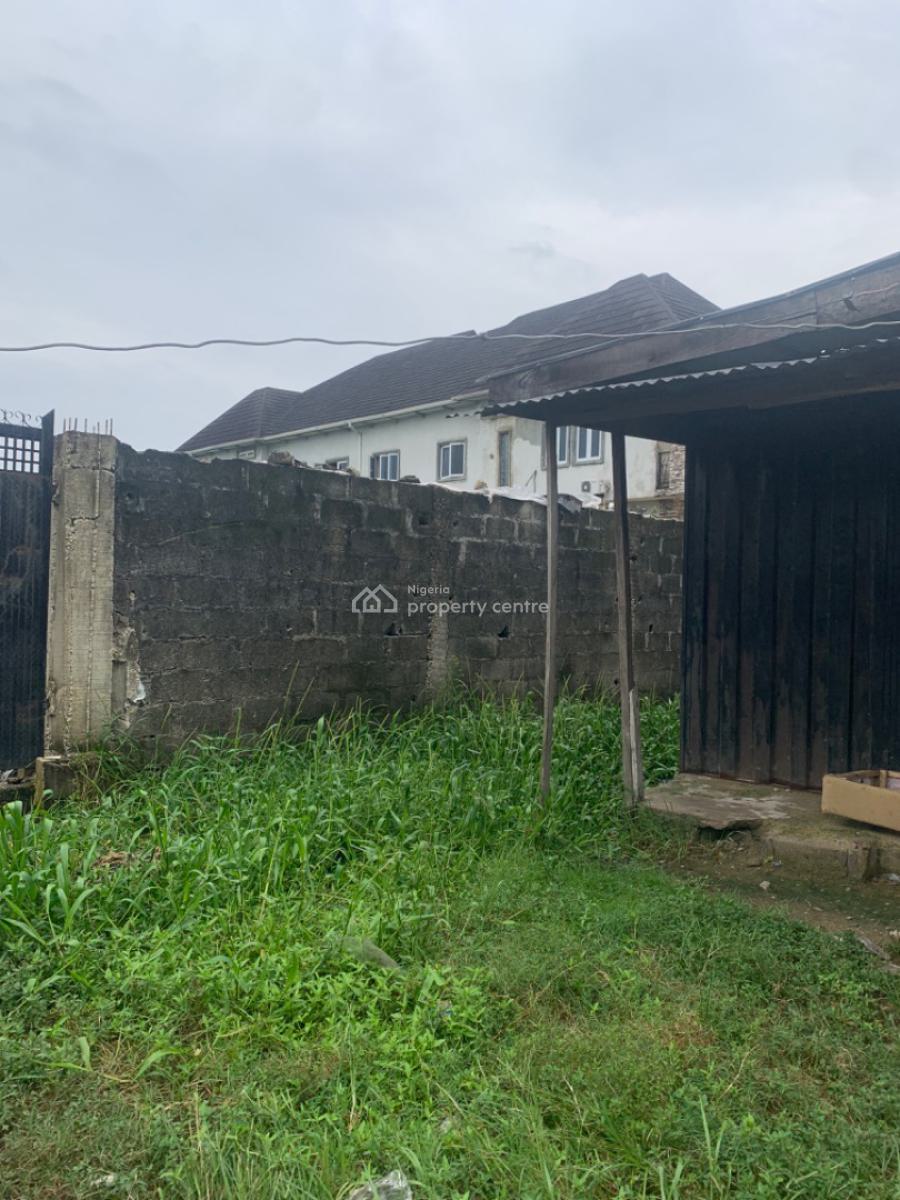 Full Plot of Dry and Gated Sweet Land on The Interlock Road, Off Mobil Road, Ilaje, Ajah, Lagos, Land for Sale
