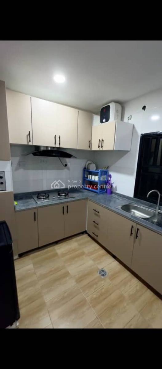 Luxurious Three Bedroom Fully Furnished Apartment, Lekki Phase 2, Lekki, Lagos, Flat / Apartment for Rent