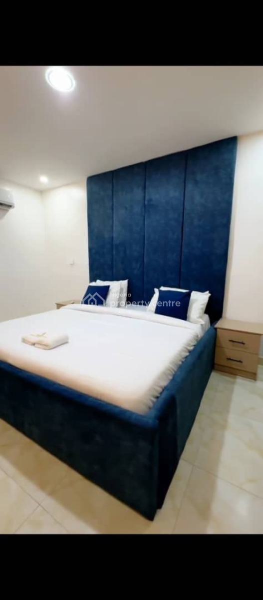 Luxurious Three Bedroom Fully Furnished Apartment, Lekki Phase 2, Lekki, Lagos, Flat / Apartment for Rent
