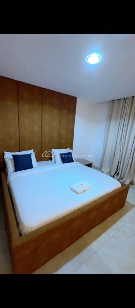 Luxurious Three Bedroom Fully Furnished Apartment, Lekki Phase 2, Lekki, Lagos, Flat / Apartment for Rent