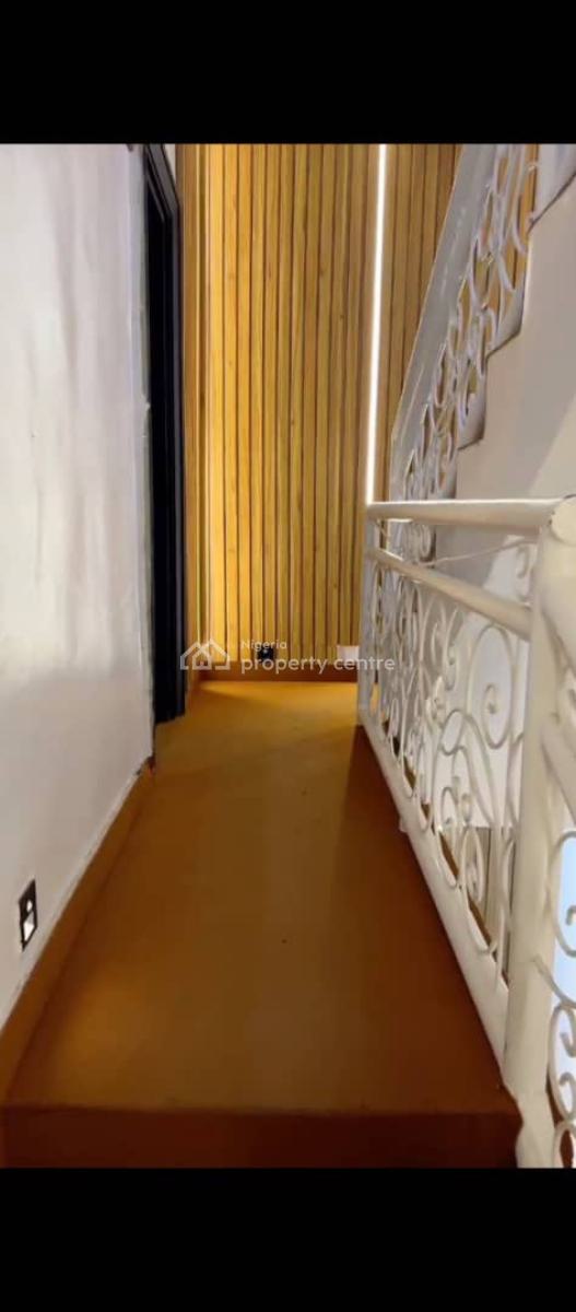 Luxurious Three Bedroom Fully Furnished Apartment, Lekki Phase 2, Lekki, Lagos, Flat / Apartment for Rent