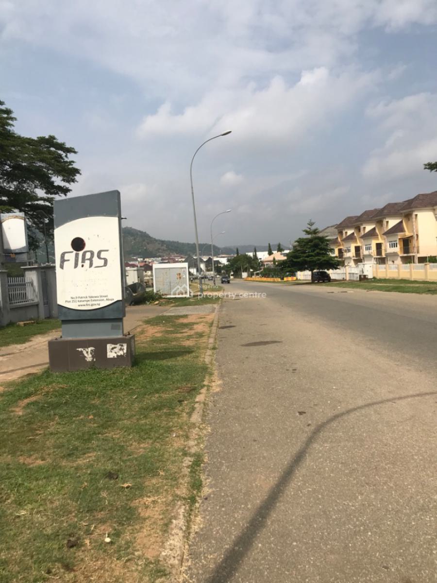 1 Hectares of Residential Land, C of O, Tarred, Diplomatic Zones, Katampe Extension, Katampe, Abuja, Residential Land for Sale