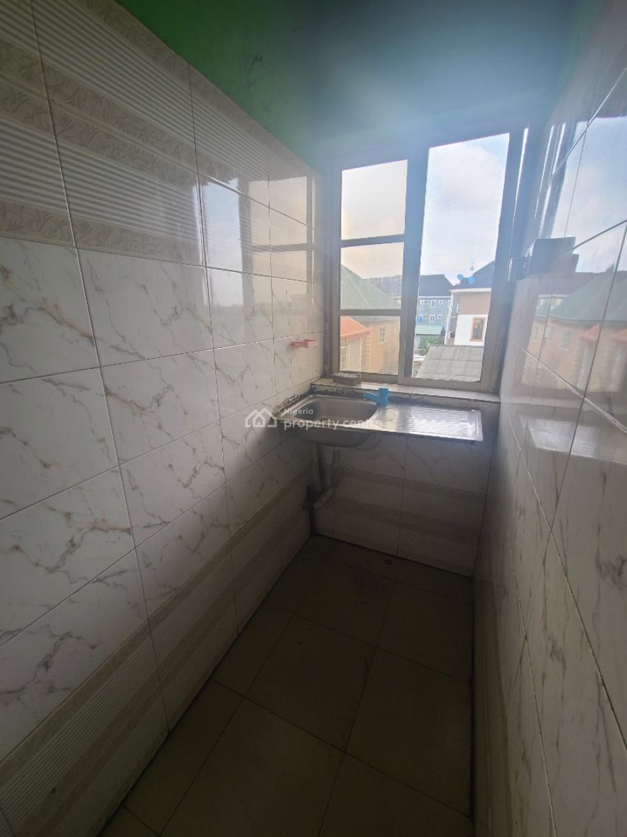 Standard 1bedroom Flat Upstairs with 1toilet 1bath, Off Aborishade Road, Lawanson, Surulere, Lagos, Mini Flat (room and Parlour) for Rent