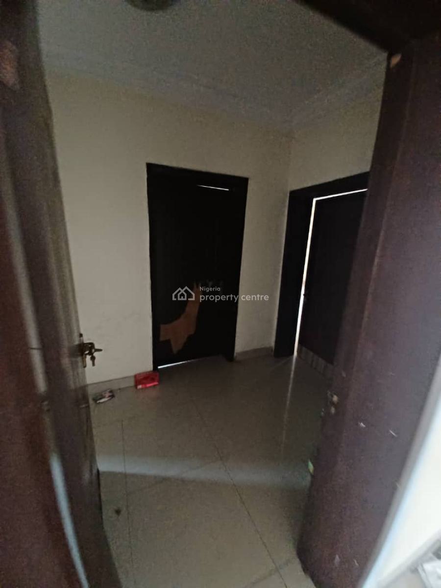 24hrs Power 3 Bedroom Apartment+ Room Bq, Secured and Serene Area, Mende, Maryland, Lagos, Flat / Apartment for Rent