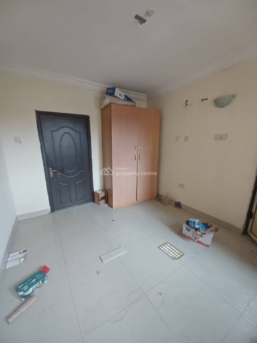 24hrs Power 3 Bedroom Apartment+ Room Bq, Secured and Serene Area, Mende, Maryland, Lagos, Flat / Apartment for Rent