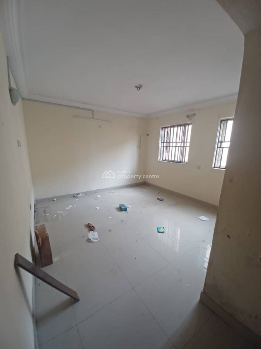24hrs Power 3 Bedroom Apartment+ Room Bq, Secured and Serene Area, Mende, Maryland, Lagos, Flat / Apartment for Rent