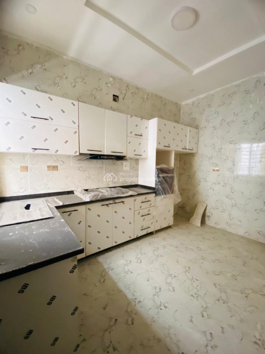 Spacious Serviced 4 Bedroom Terraced Duplex in a Mini Estate, Ikota, Lekki, Lagos, Terraced Duplex for Sale