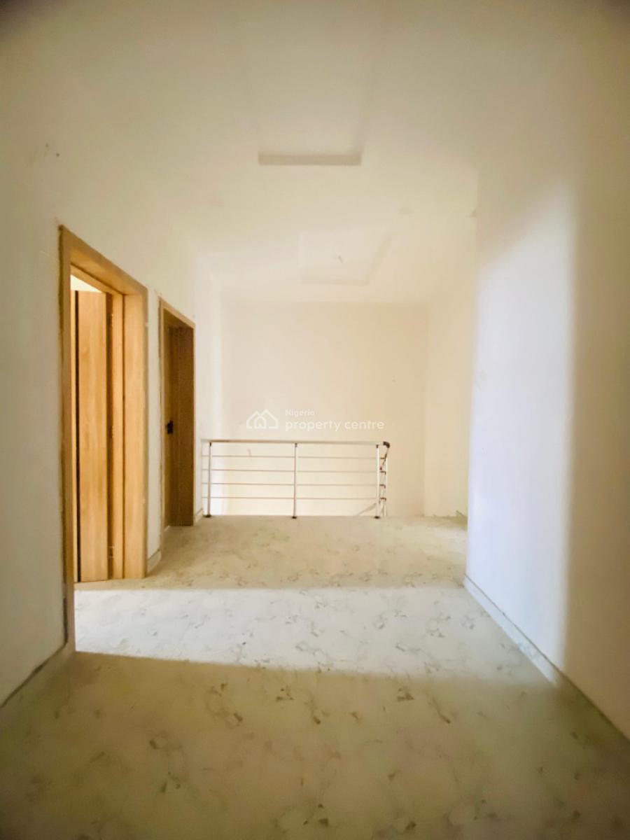 Spacious Serviced 4 Bedroom Terraced Duplex in a Mini Estate, Ikota, Lekki, Lagos, Terraced Duplex for Sale