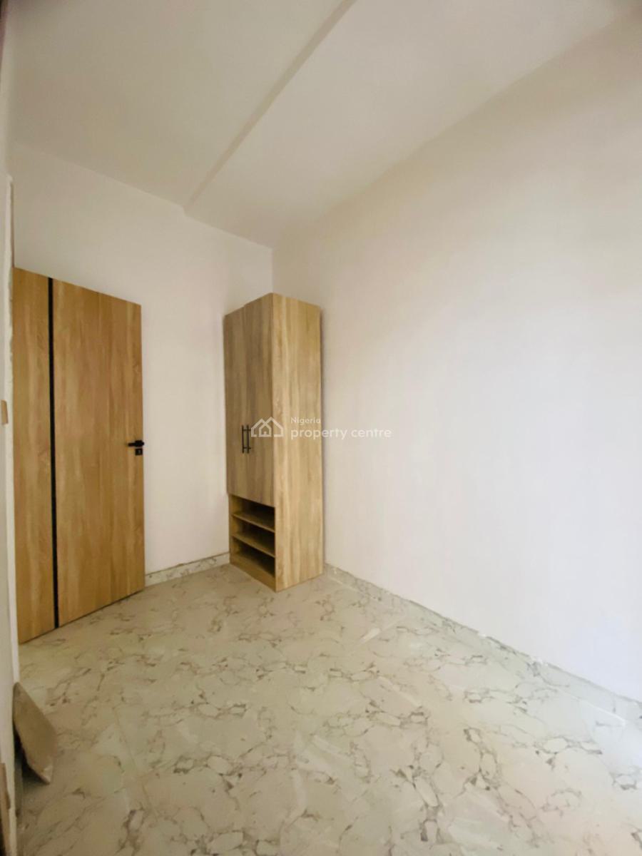 Spacious Serviced 4 Bedroom Terraced Duplex in a Mini Estate, Ikota, Lekki, Lagos, Terraced Duplex for Sale