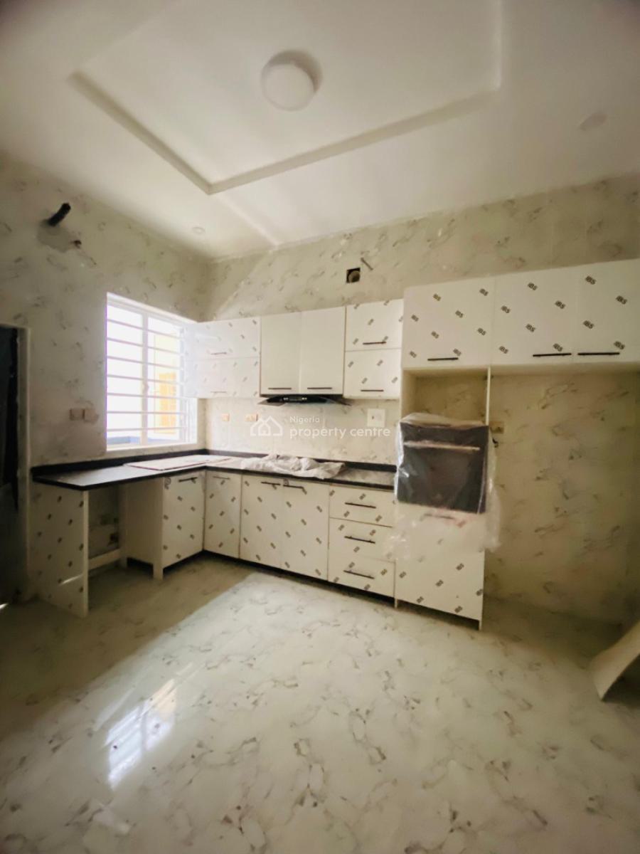 Spacious Serviced 4 Bedroom Terraced Duplex in a Mini Estate, Ikota, Lekki, Lagos, Terraced Duplex for Sale