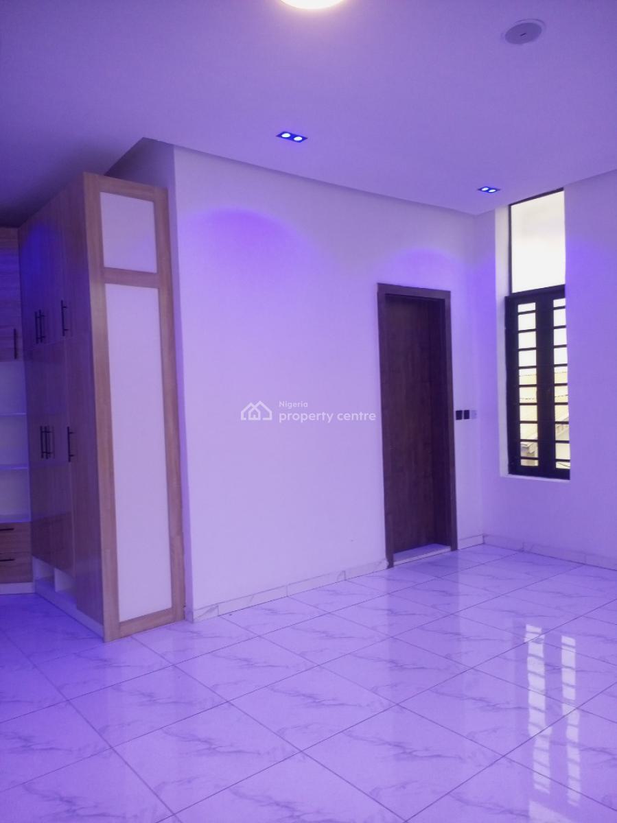 5 Bedrooms Fully Detached Duplex with a Bq, Ajah, Lagos, Detached Duplex for Sale