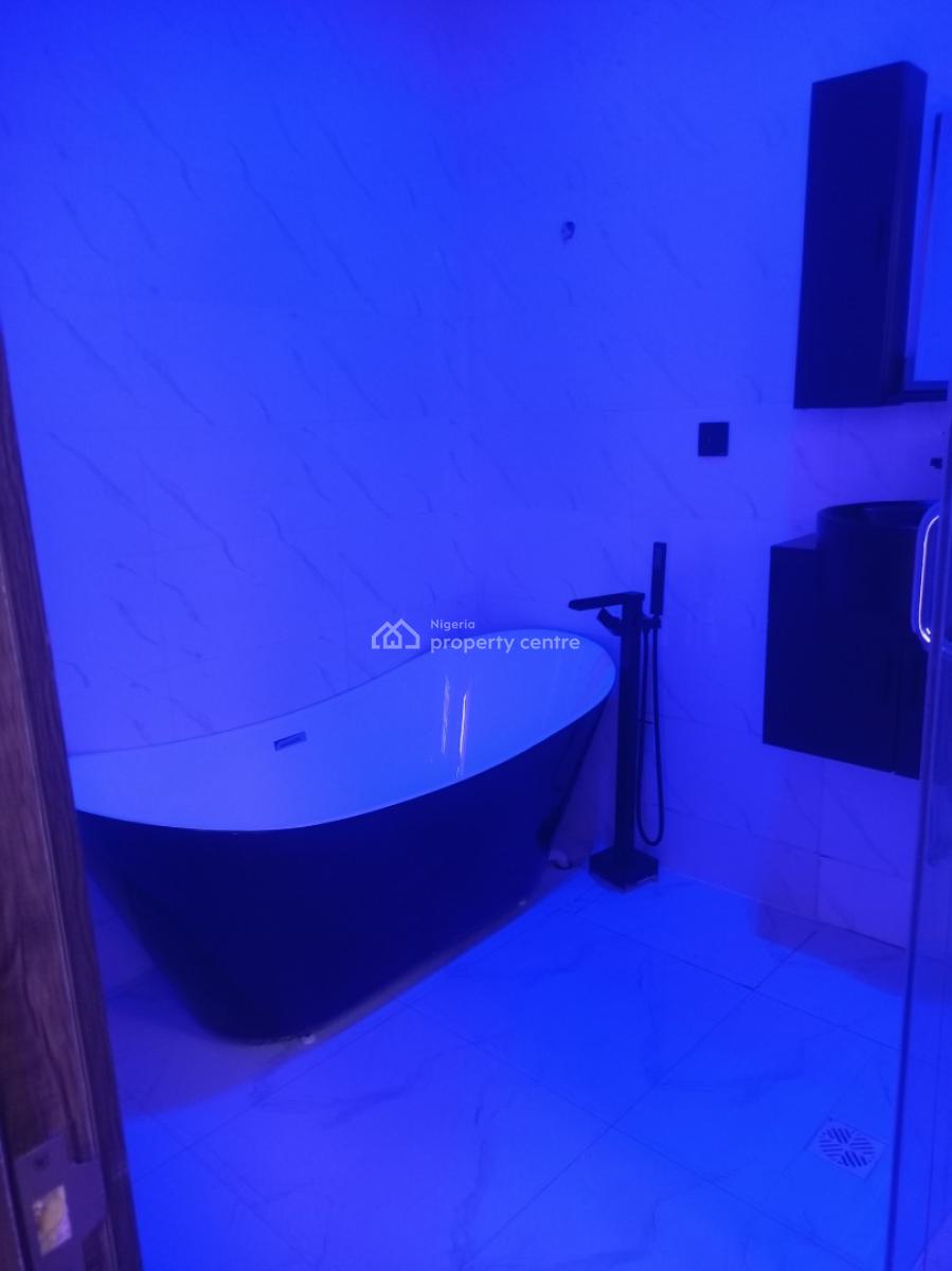 5 Bedrooms Fully Detached Duplex with a Bq, Ajah, Lagos, Detached Duplex for Sale