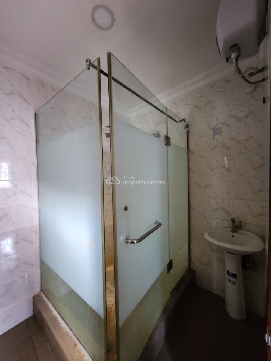 Well Maintained 3 Bedroom Apartment with Excellent Facilities, Ikota, Lekki, Lekki, Lagos, Flat / Apartment for Rent