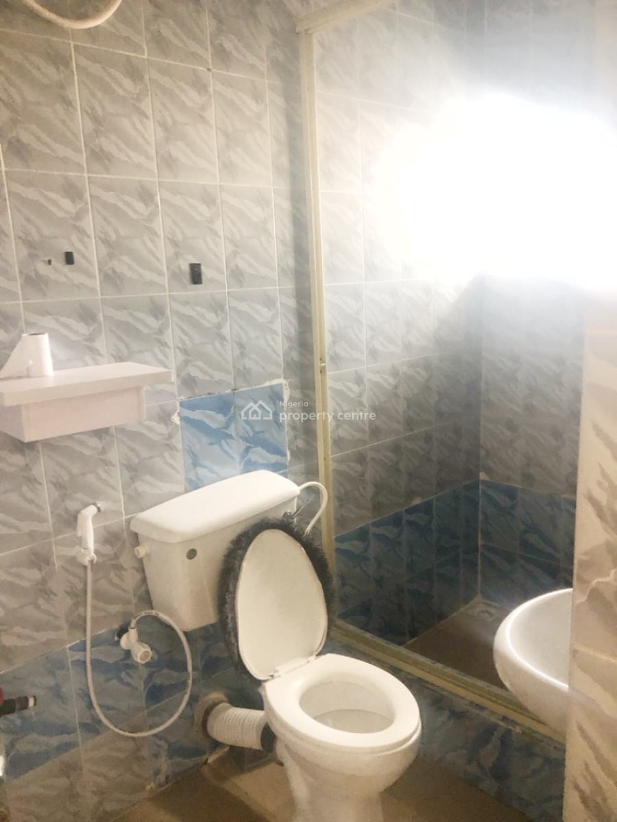 Luxury 3 Bedroom Flat, Gra Phase 1, Magodo, Lagos, Flat / Apartment for Rent