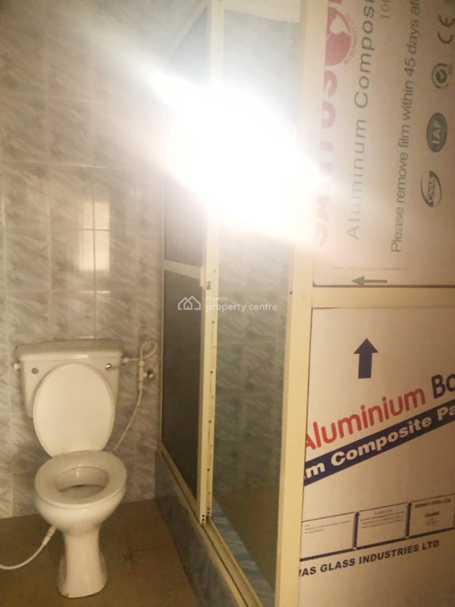 Luxury 3 Bedroom Flat, Gra Phase 1, Magodo, Lagos, Flat / Apartment for Rent